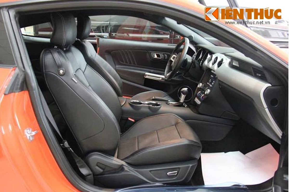 Ford Mustang Ecoboost moi gia hon 2 ty ve Ha Noi-Hinh-7